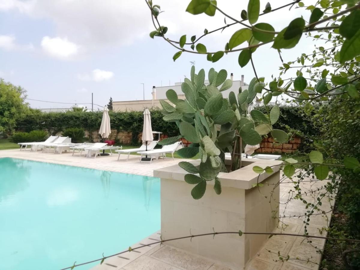 Il Giardino Del Tiglio Bed & Breakfast อุจจาโน ลาเคียซา ภายนอก รูปภาพ