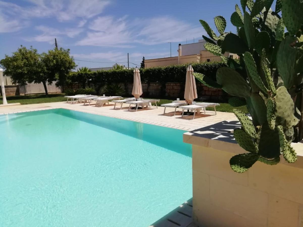 Il Giardino Del Tiglio Bed & Breakfast อุจจาโน ลาเคียซา ภายนอก รูปภาพ