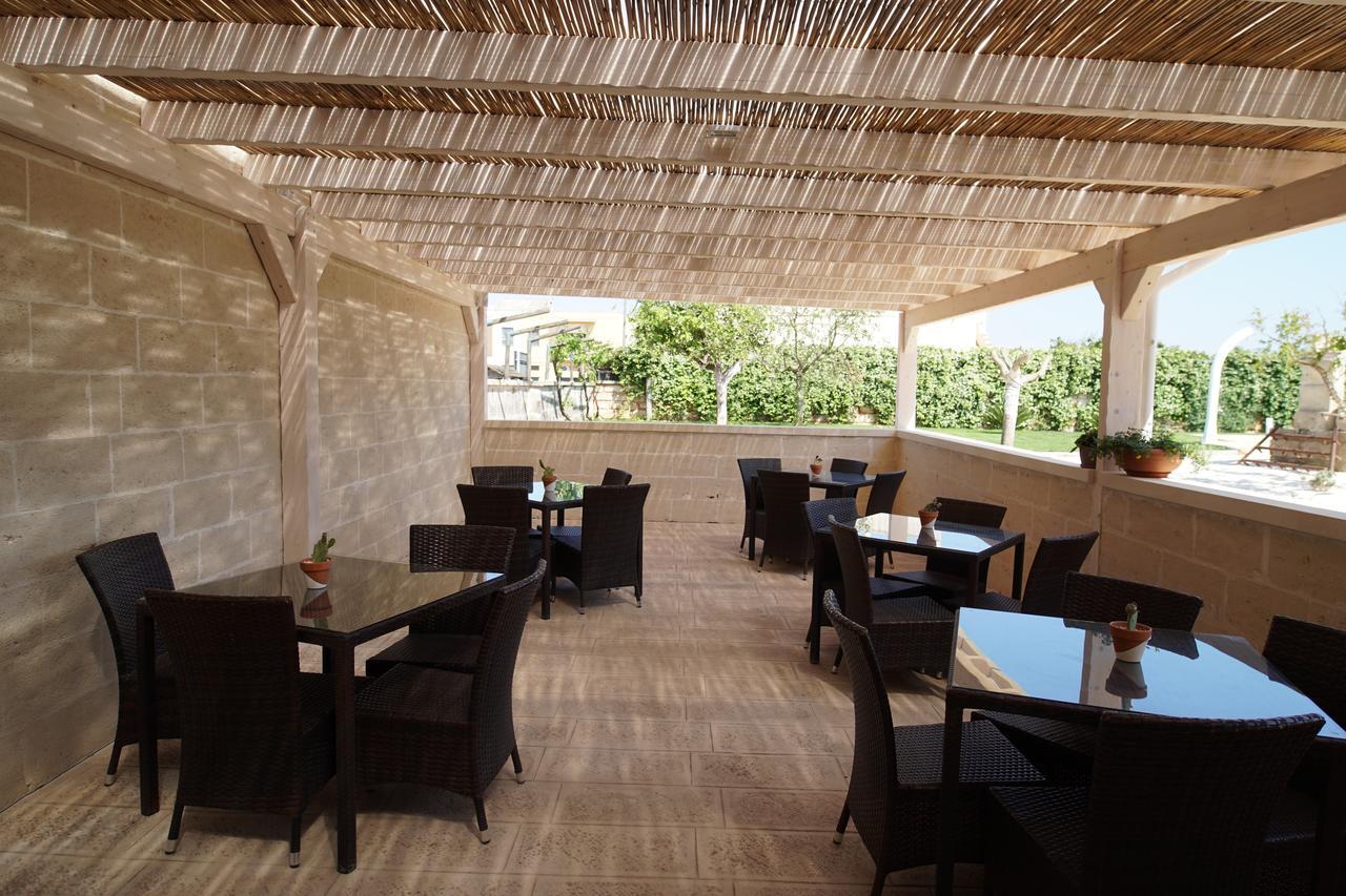 Il Giardino Del Tiglio Bed & Breakfast อุจจาโน ลาเคียซา ภายนอก รูปภาพ
