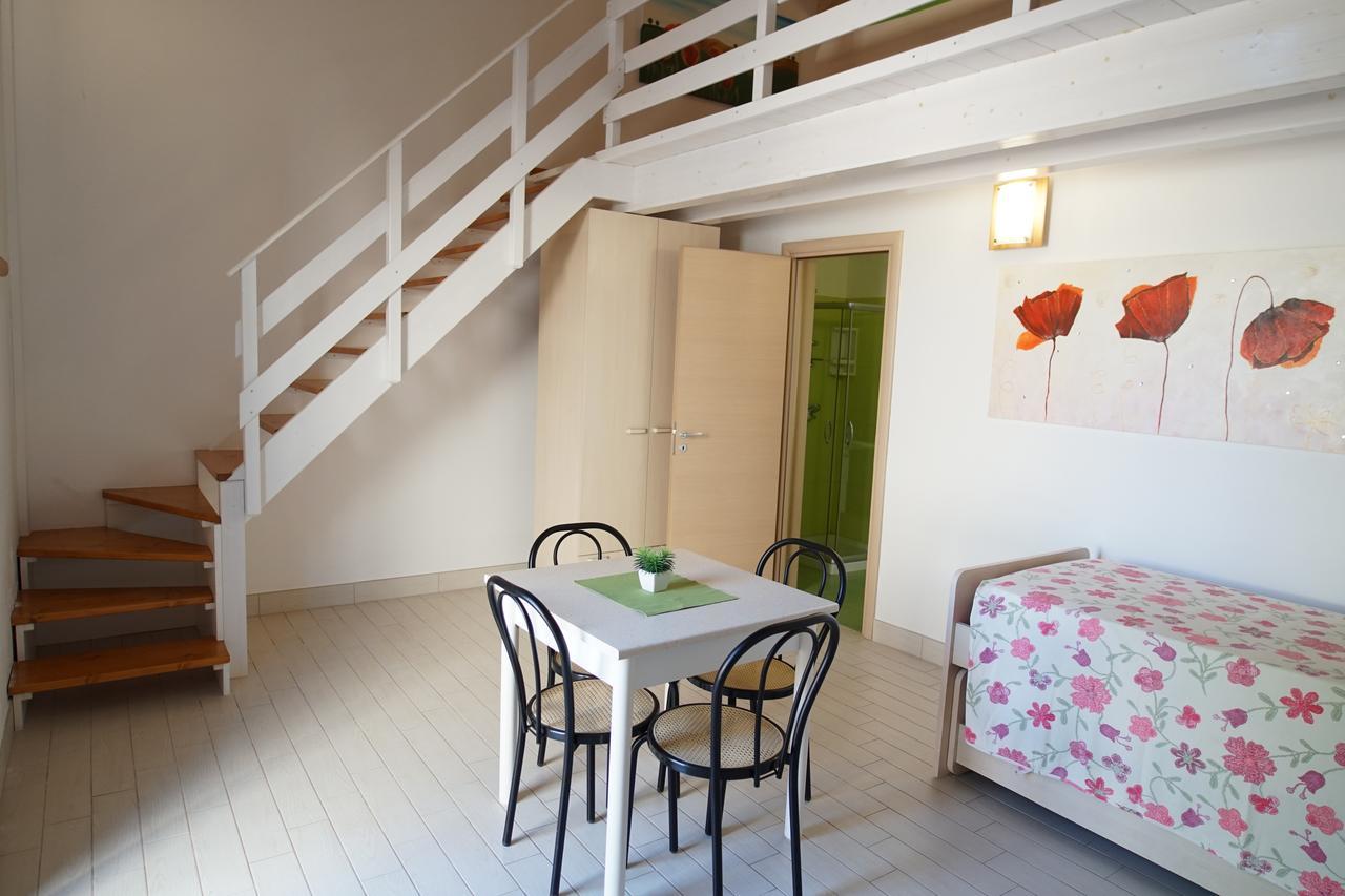 Il Giardino Del Tiglio Bed & Breakfast อุจจาโน ลาเคียซา ภายนอก รูปภาพ